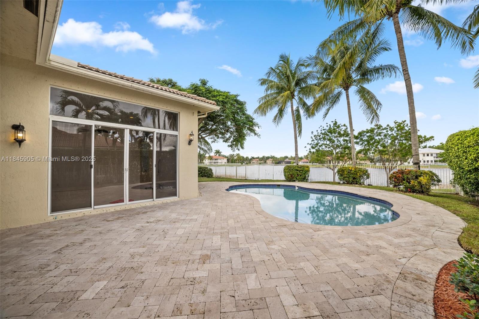 SECTOR 2-PARCELS 11 27 28 - Residential Lease