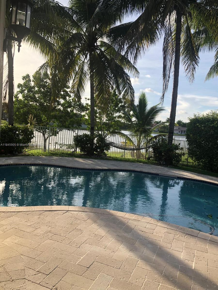 SECTOR 2-PARCELS 11 27 28 - Residential Lease