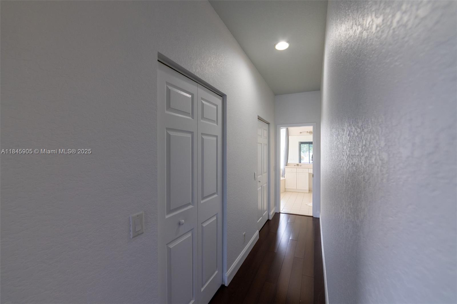 SECTOR 2-PARCELS 11 27 28 - Residential Lease