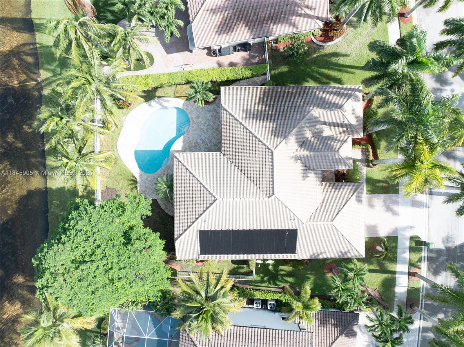 SECTOR 2-PARCELS 11 27 28 - Residential Lease