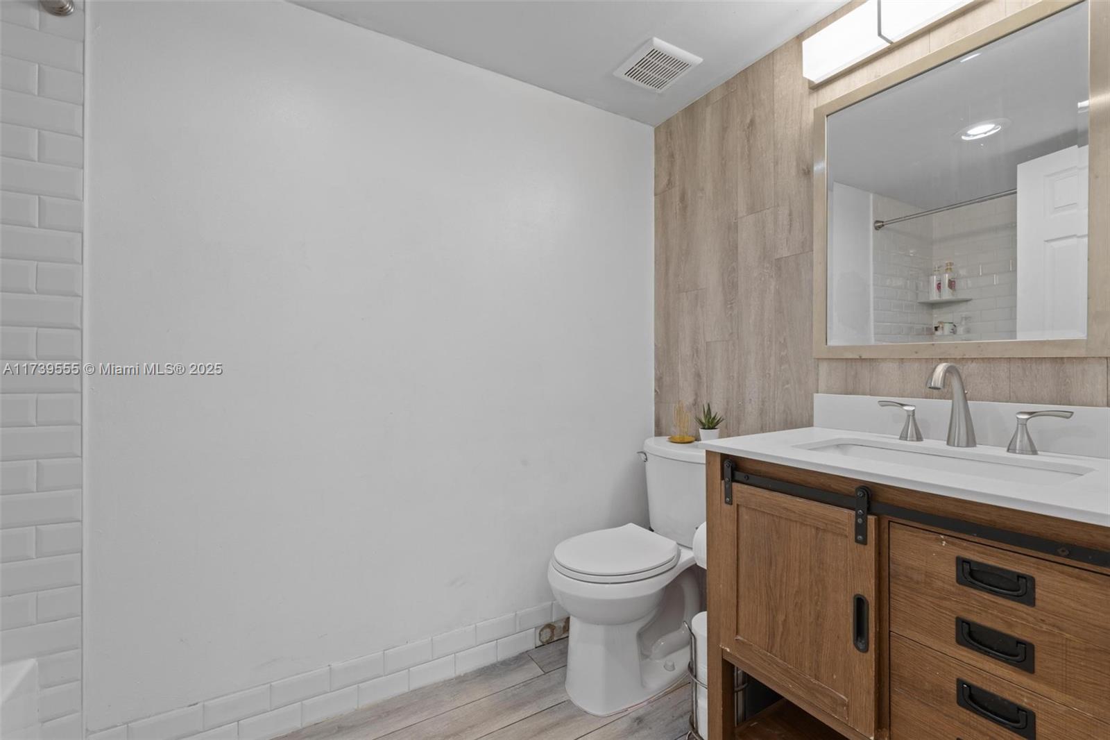 VILLAGE AT BOCA RIO PH 1 - Residential