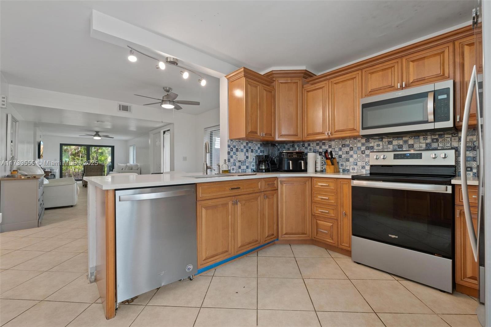 VILLAGE AT BOCA RIO PH 1 - Residential