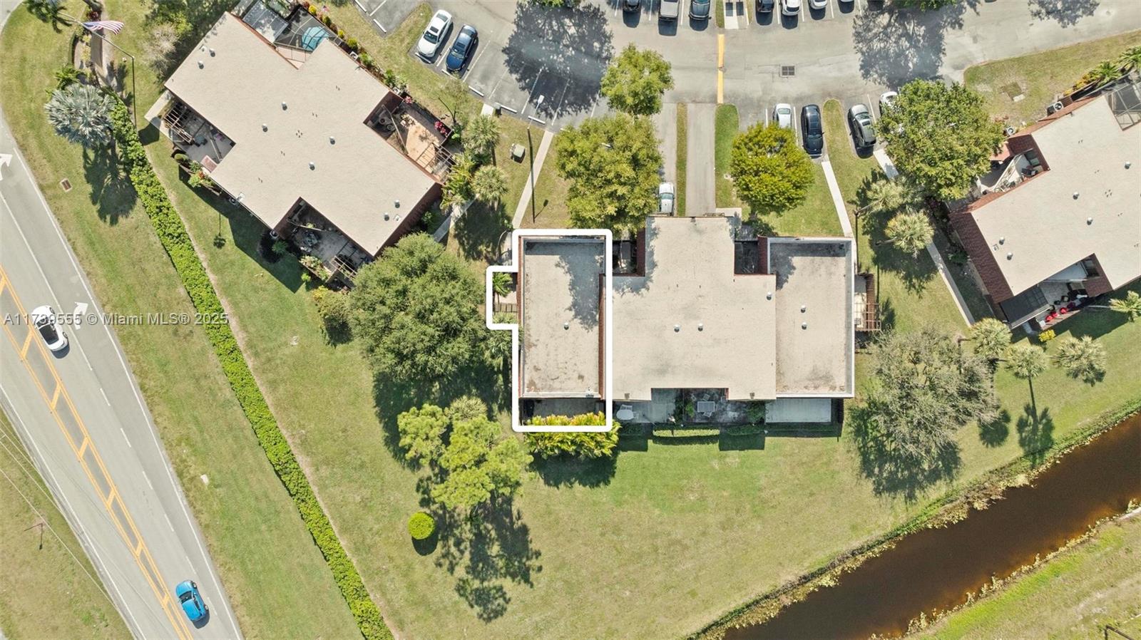 VILLAGE AT BOCA RIO PH 1 - Residential