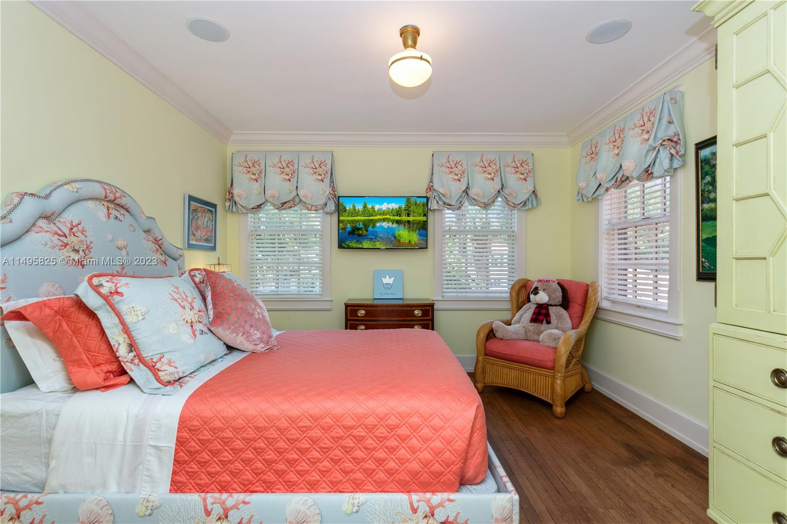 LAKEWOOD - Residential