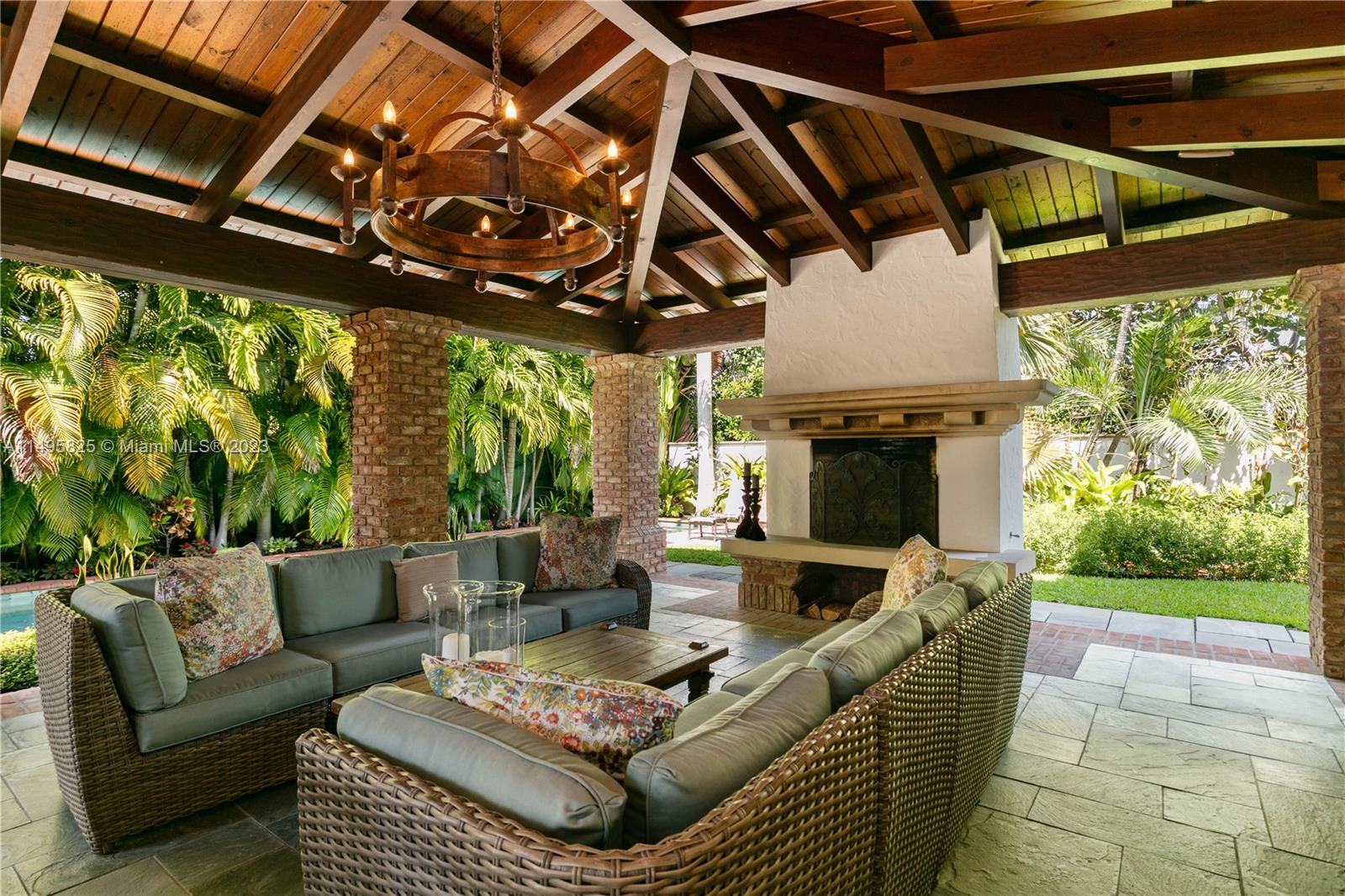 LAKEWOOD - Residential