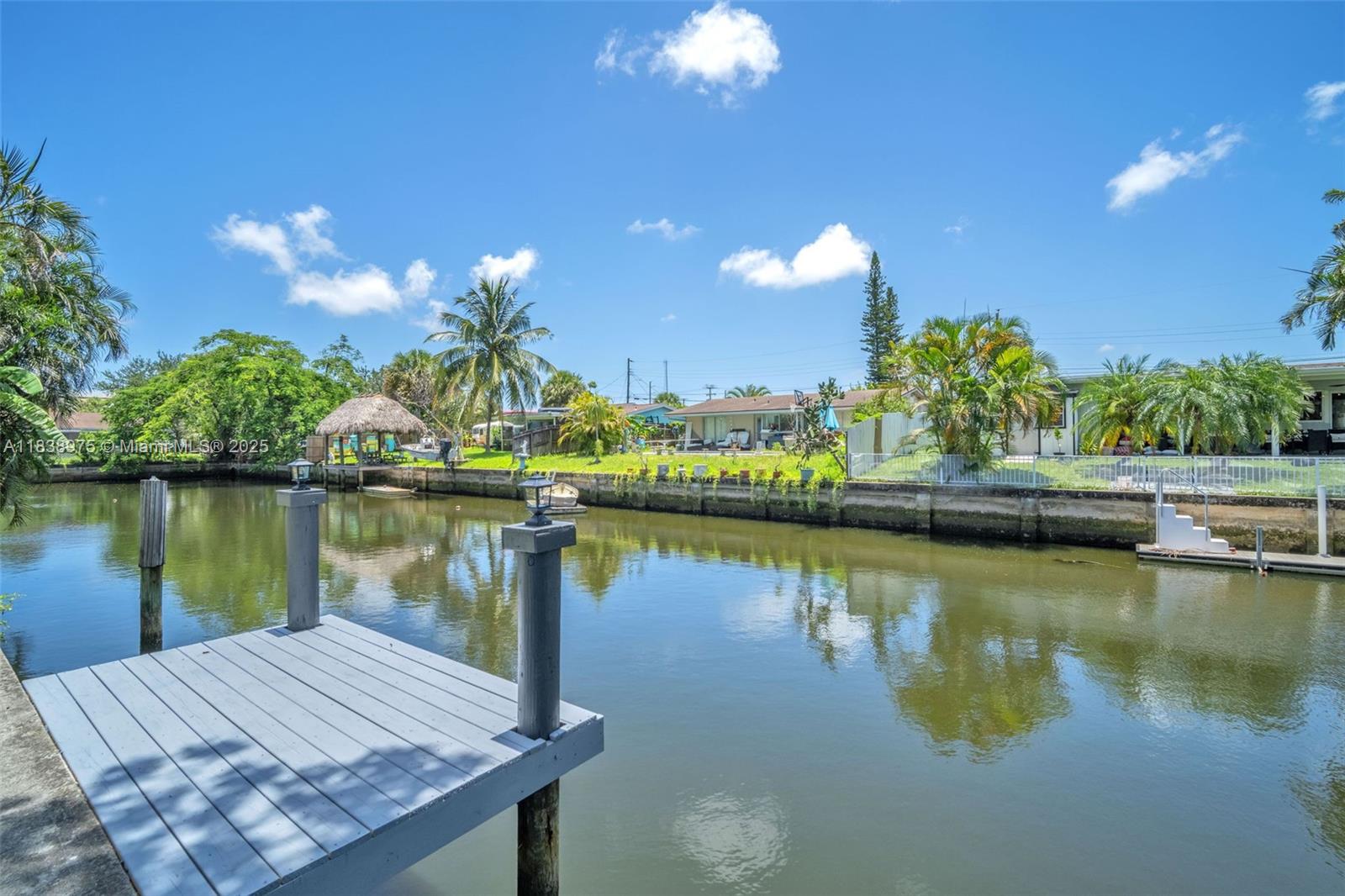 1840 NW 32nd St, Oakland Park, FL, 33309/$579,000 3 1840 NW 32nd St