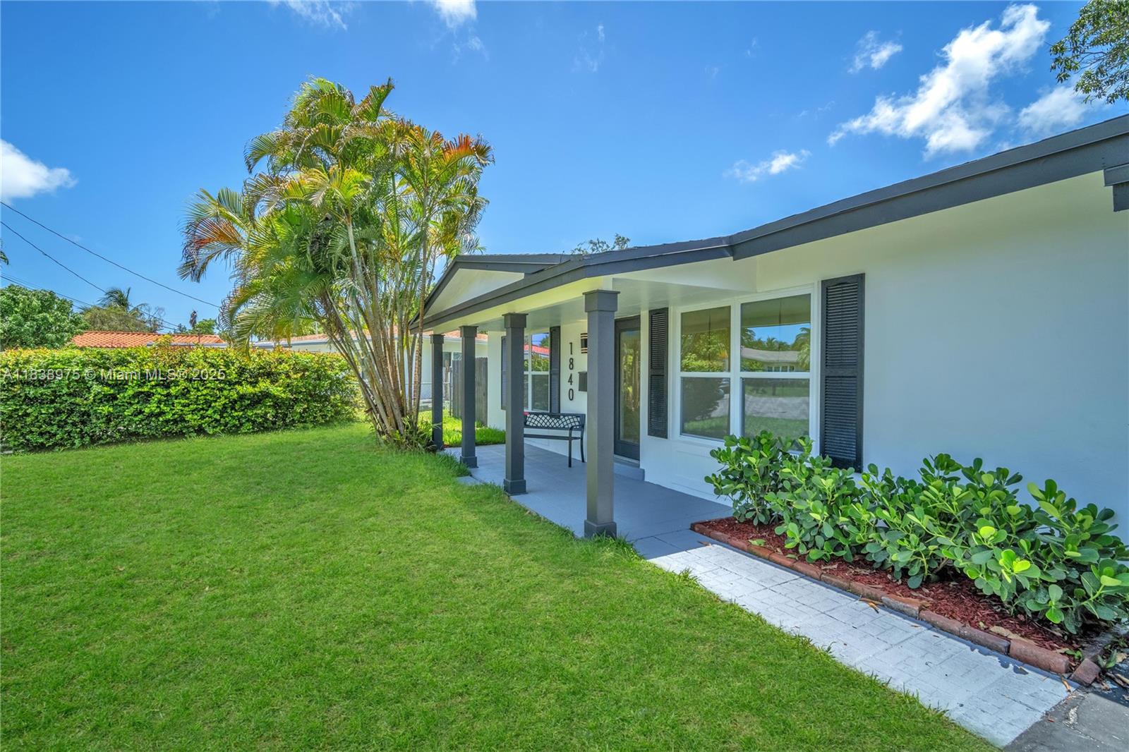 1840 NW 32nd St, Oakland Park, FL, 33309/$579,000 1 1840 NW 32nd St