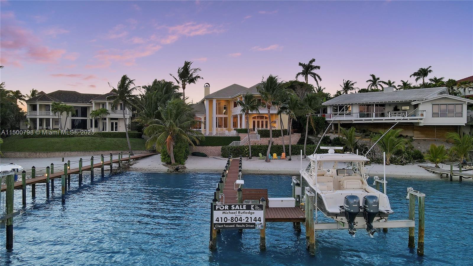 INDIAN HILLS - Residential