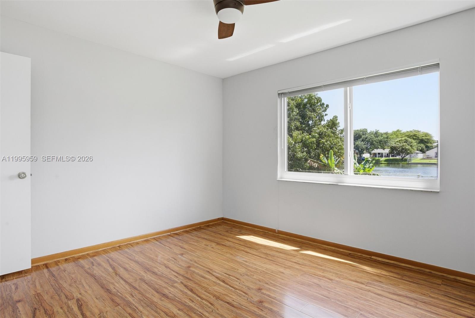 DAVIE LAKE ESTATES - Residential