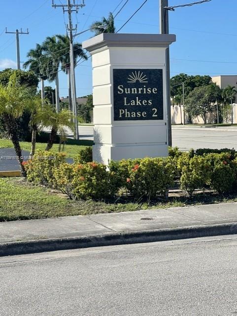 SUNRISE LAKES 40 CONDO - Residential Lease