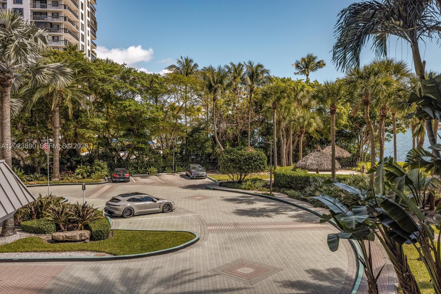 BRICKELL TOWNHOUSE CONDO - Residential Lease