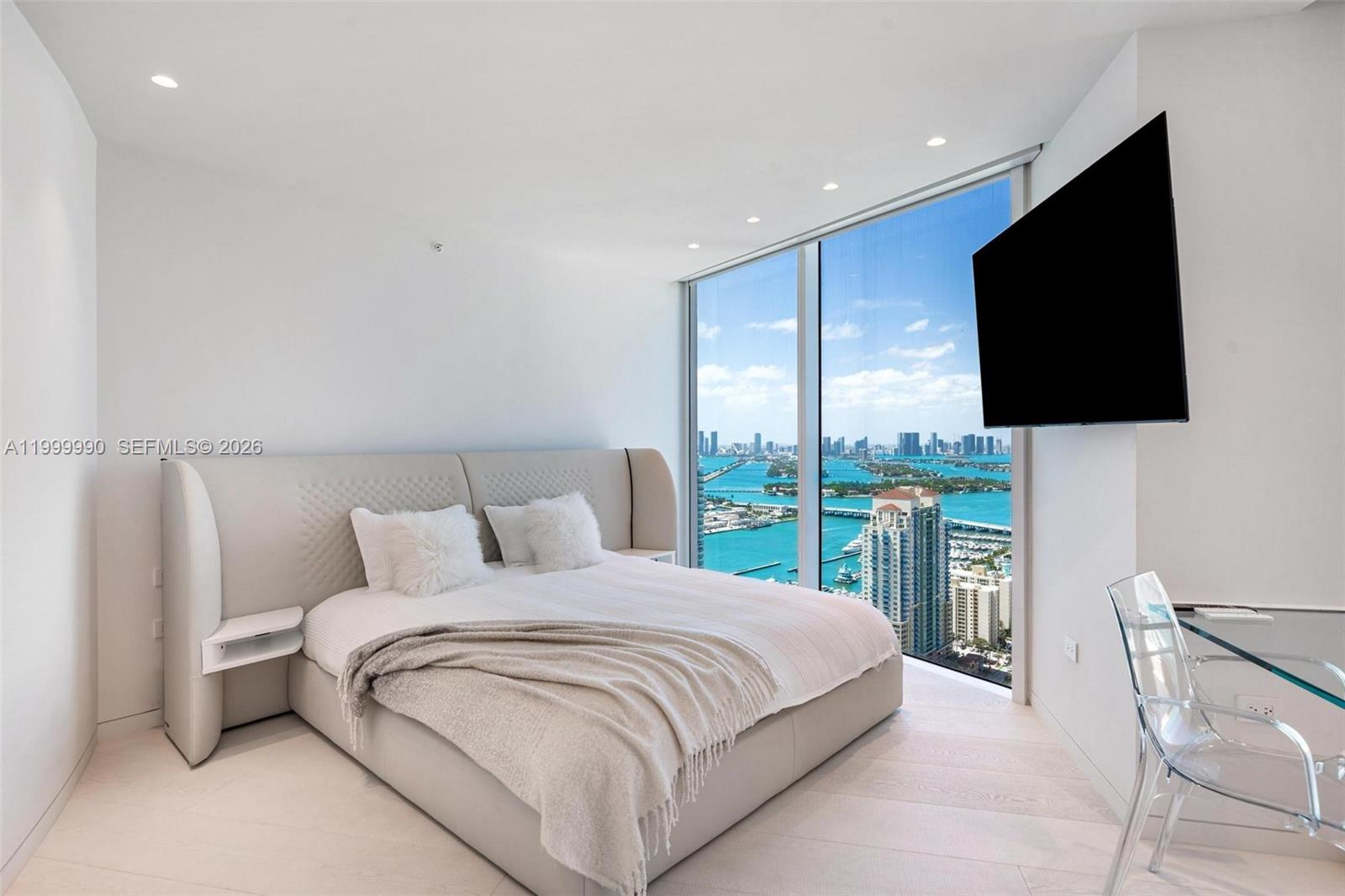 PORTOFINO TOWER CONDO - Residential