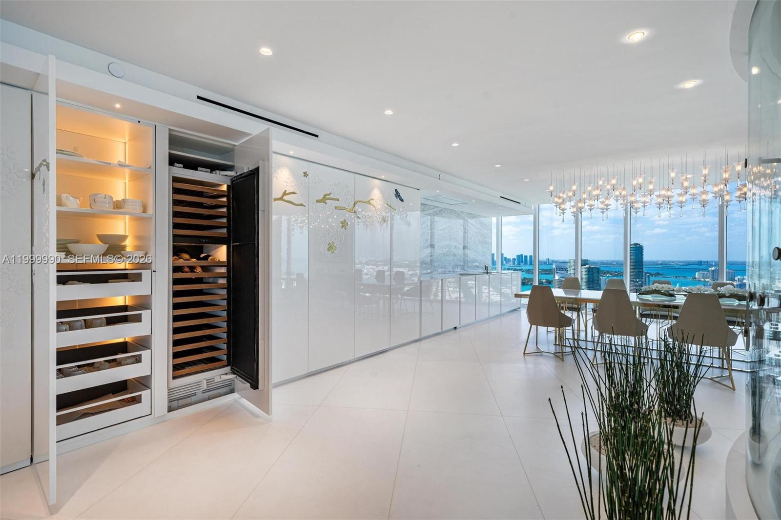 PORTOFINO TOWER CONDO - Residential