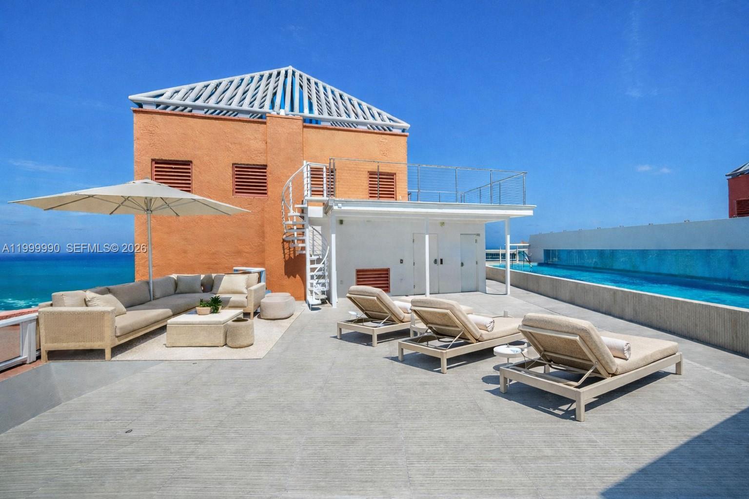 PORTOFINO TOWER CONDO - Residential