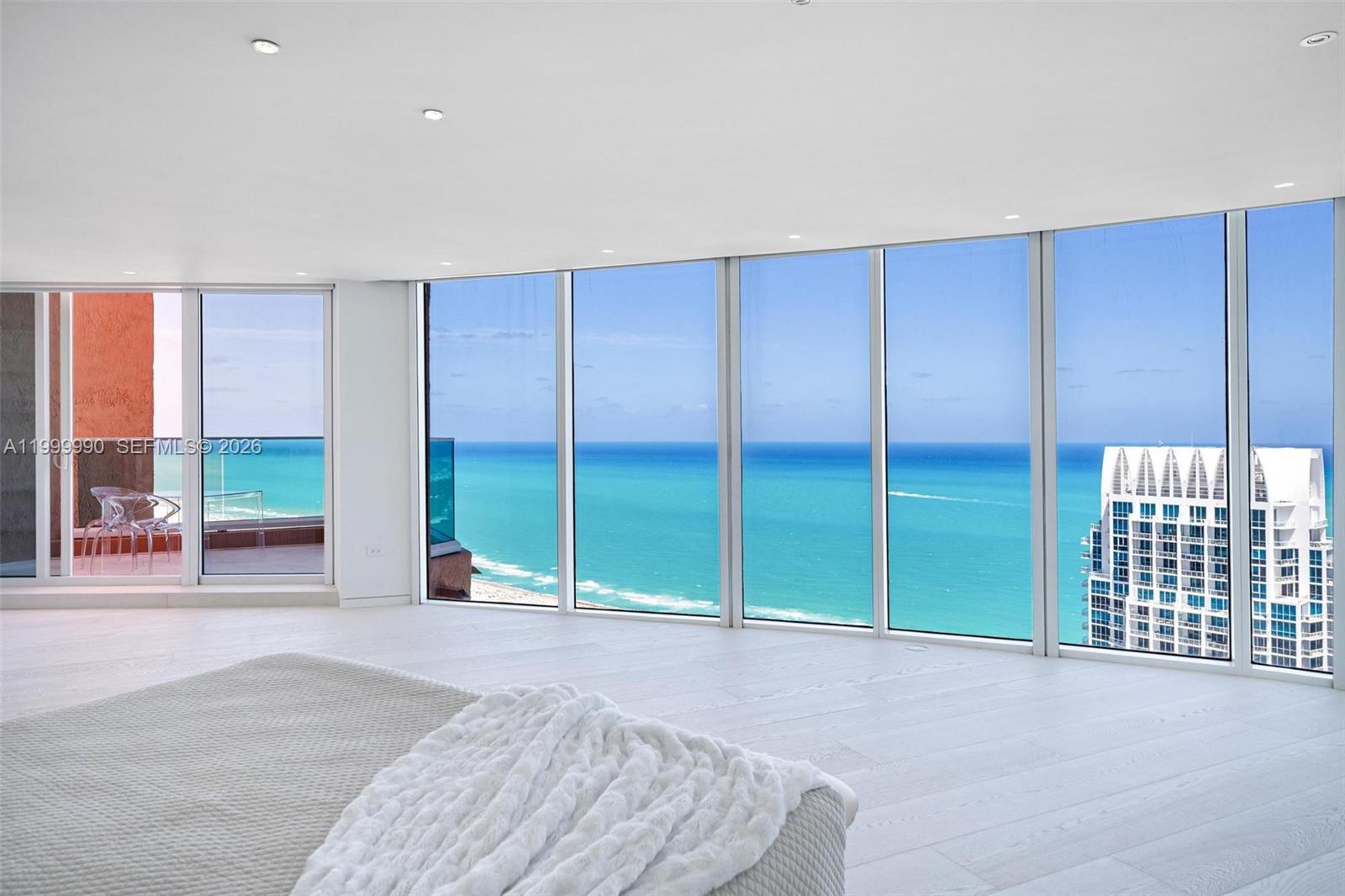 PORTOFINO TOWER CONDO - Residential