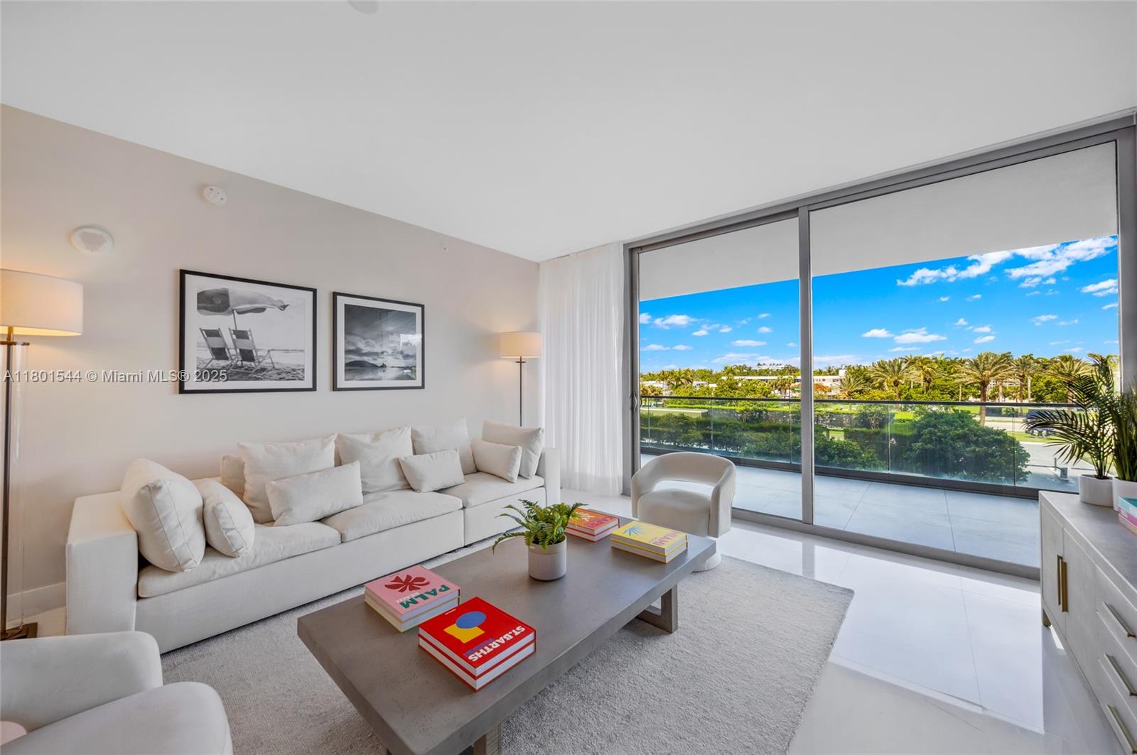 10201 Collins Ave 305