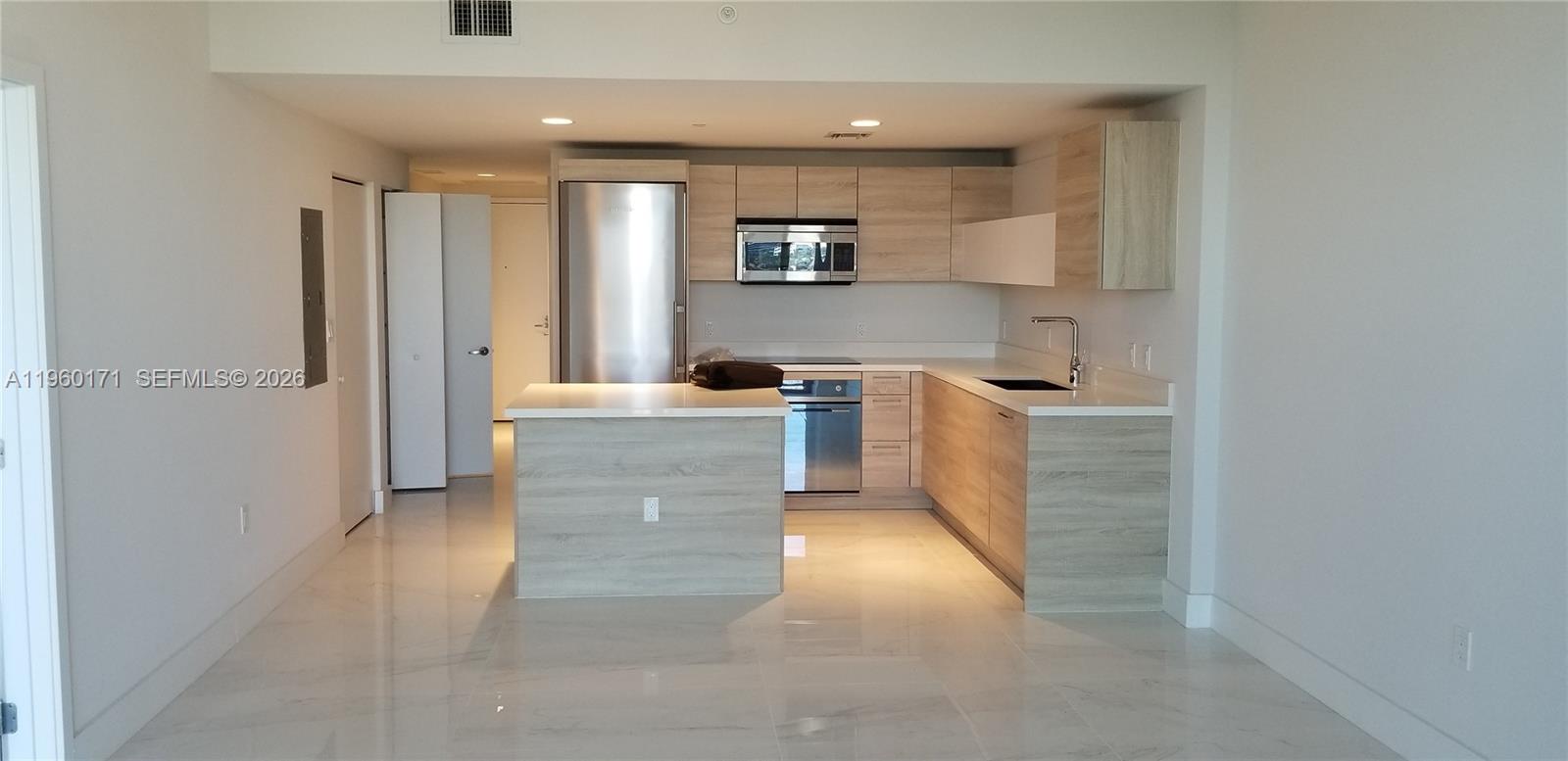 THE HARBOUR - Residential