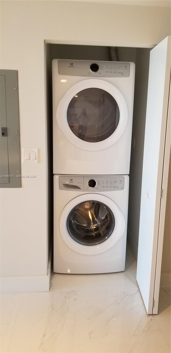 THE HARBOUR - Residential