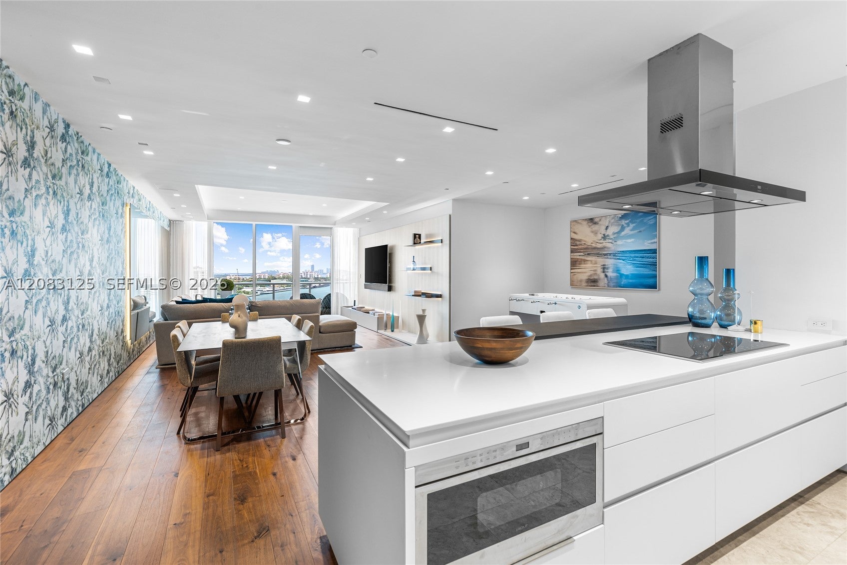 100 S Pointe Dr 1102/03