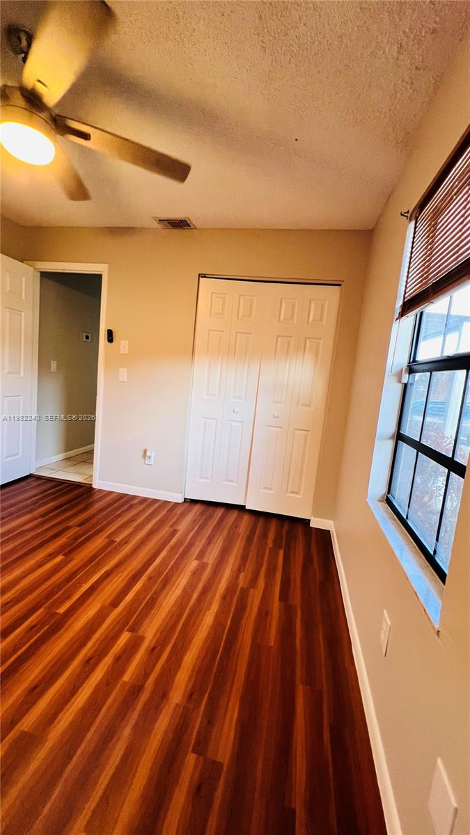 PORT ST LUCIE SECTION 5 - Residential Lease