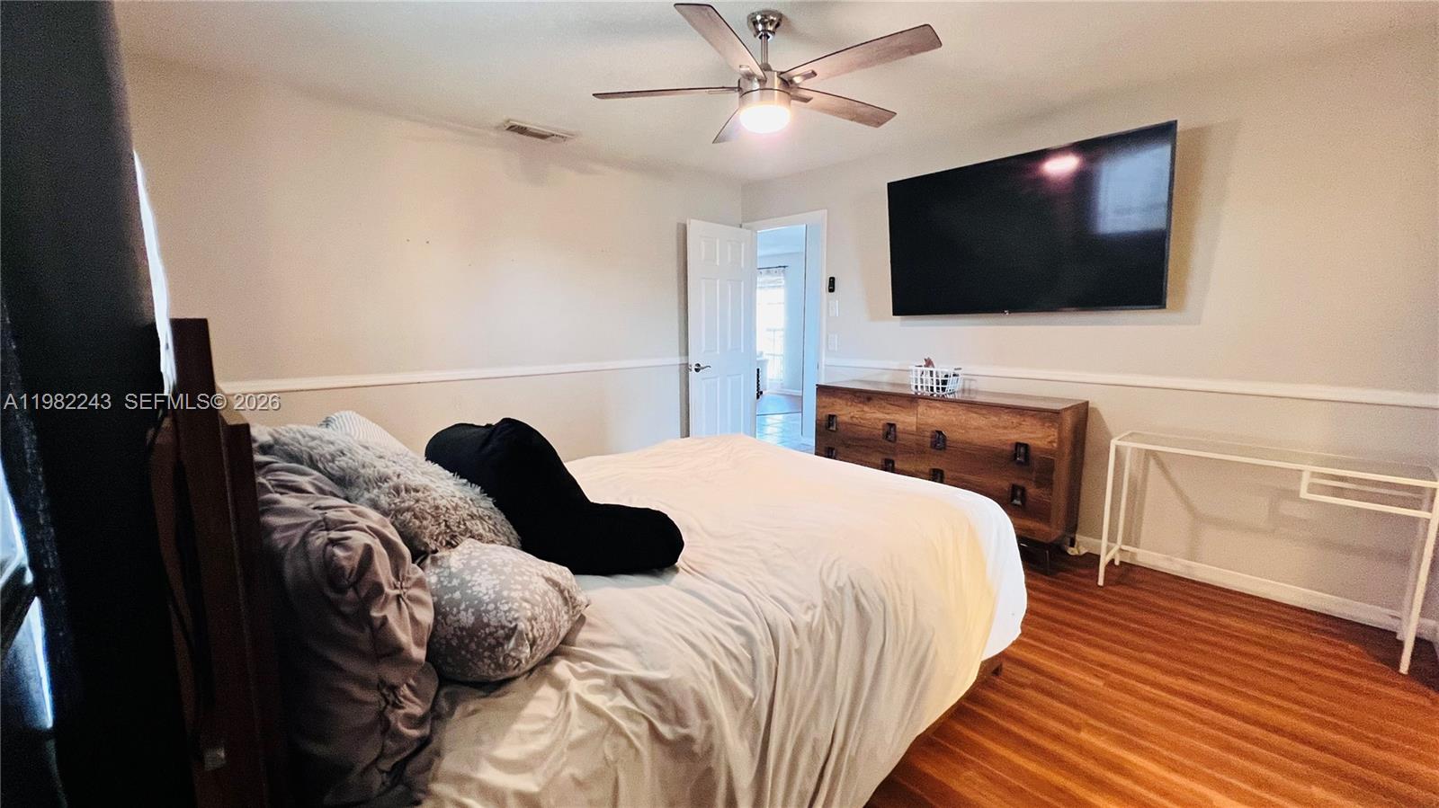 PORT ST LUCIE SECTION 5 - Residential Lease