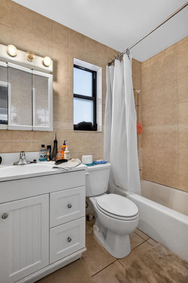 DELCREST PARK - Residential Income