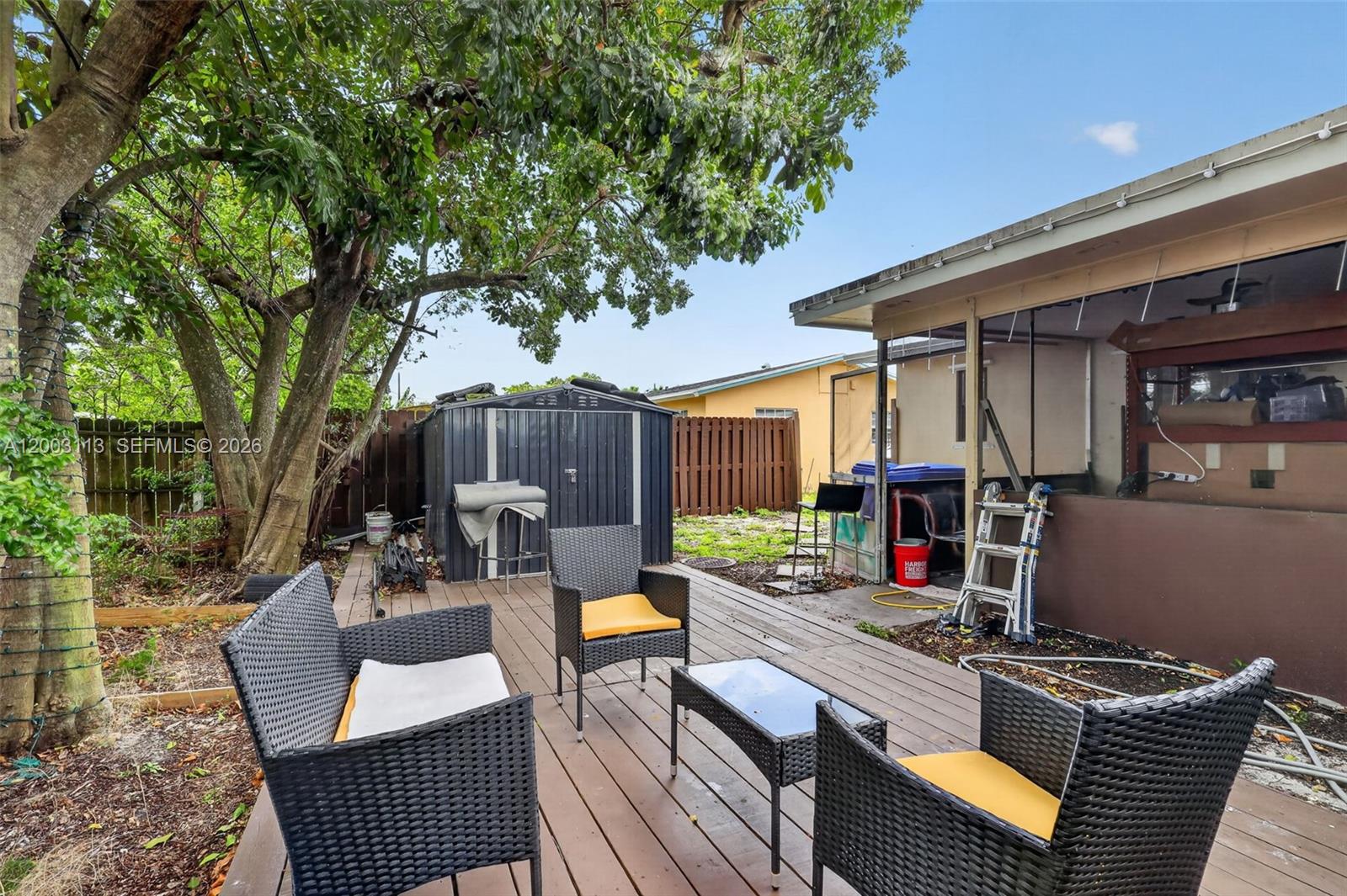 DELCREST PARK - Residential Income