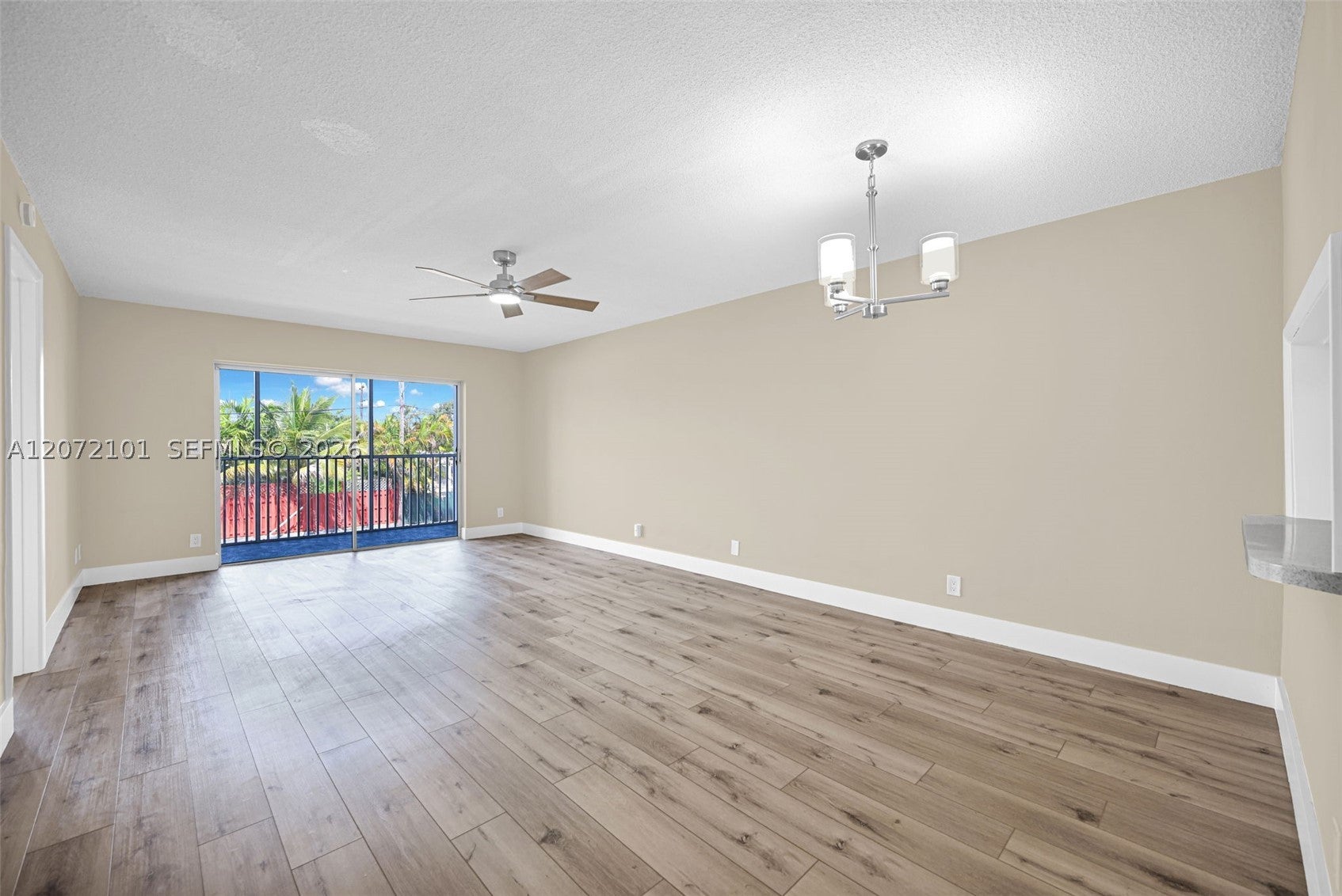 215 SE 3rd Ave 206B