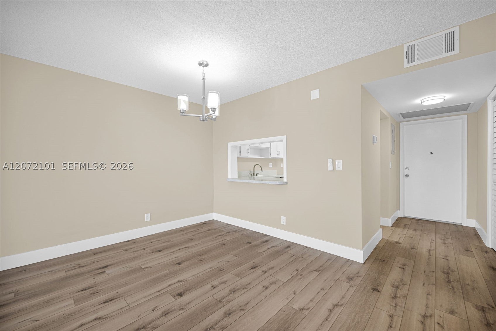 215 SE 3rd Ave 206B