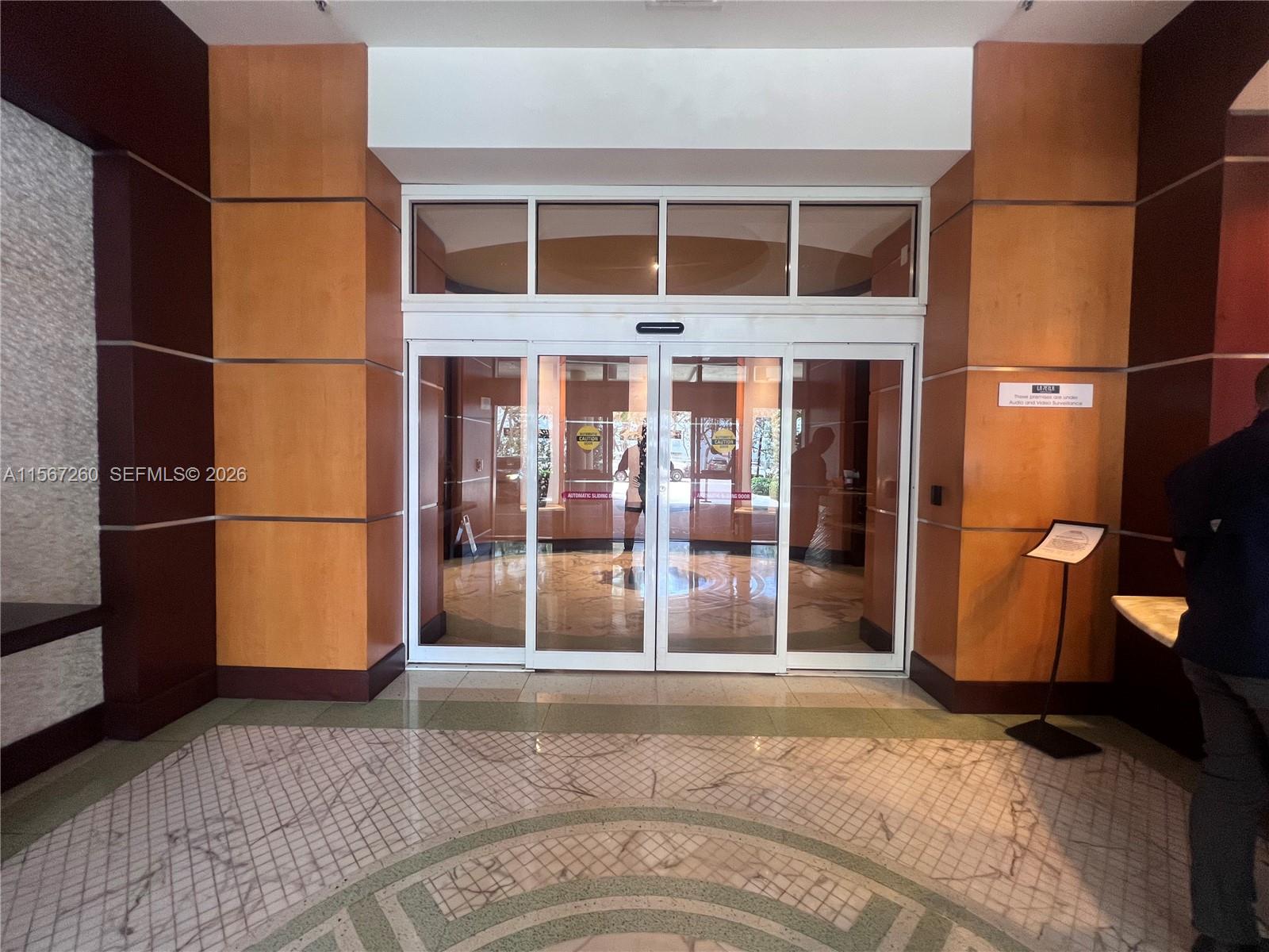 16699 Collins Ave 3009