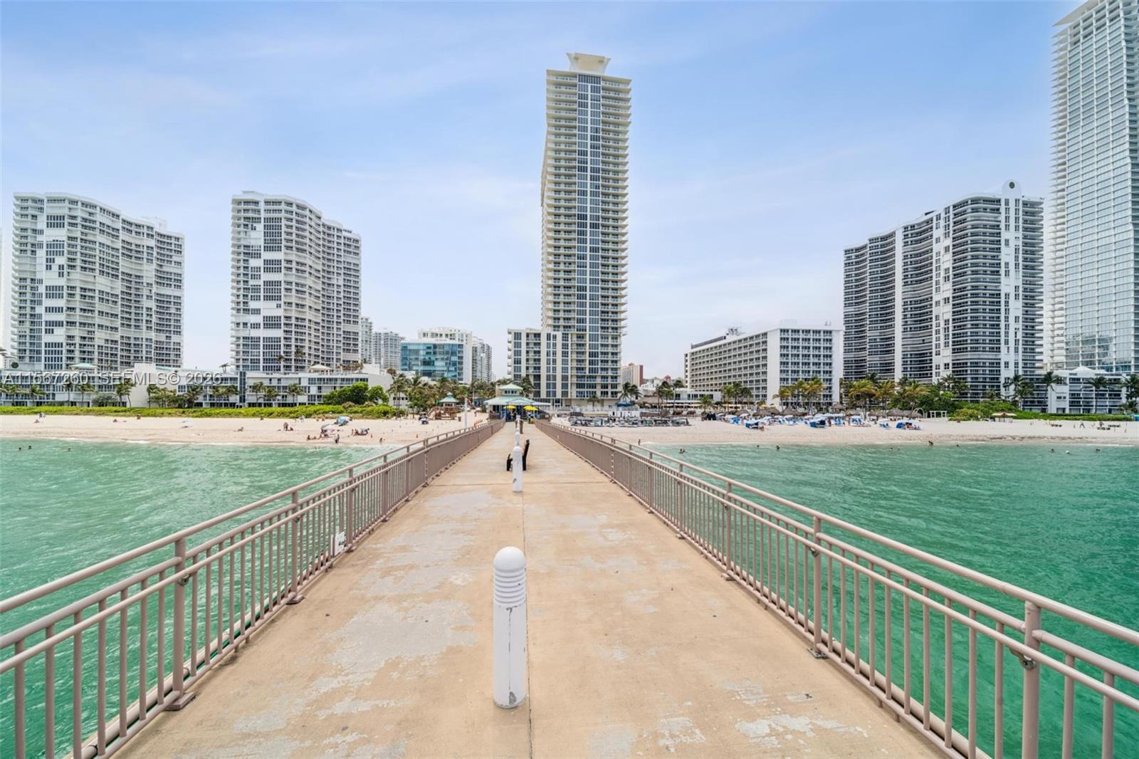 LA PERLA CONDO - Residential Lease