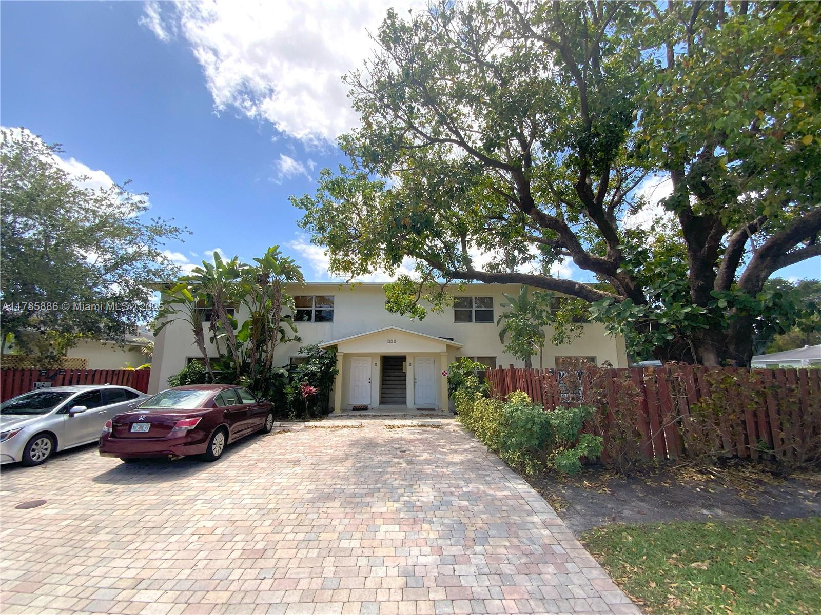 Rental Property at 530 Ne 15th Ct 7, Fort Lauderdale, Broward County, Florida - Bedrooms: 2 
Bathrooms: 1  - $2,500 MO.