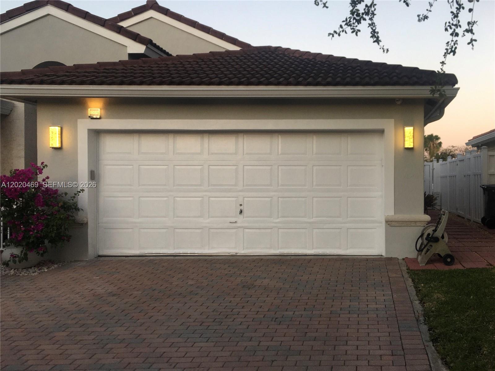 BANYAN OAKRIDGE PLAT - Residential