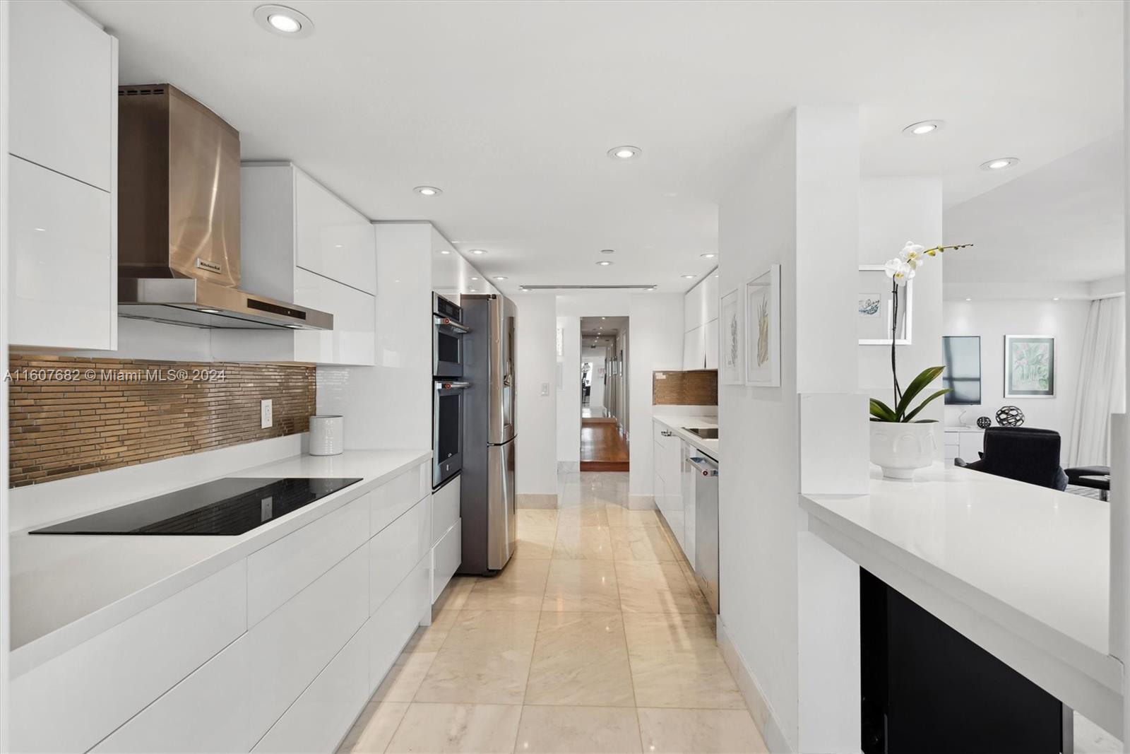 THE TIFFANY OF BAL HARBOU - Residential