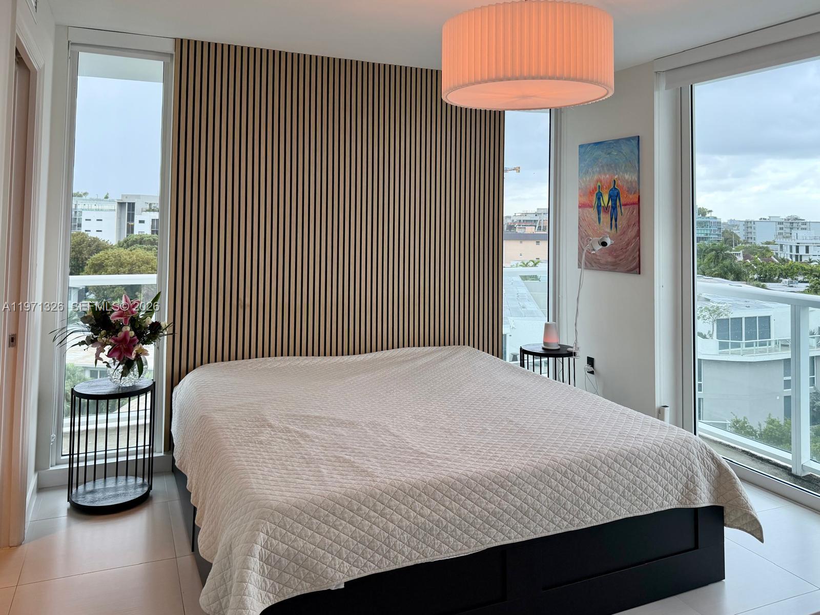 9821 E Bay Harbor Dr 801