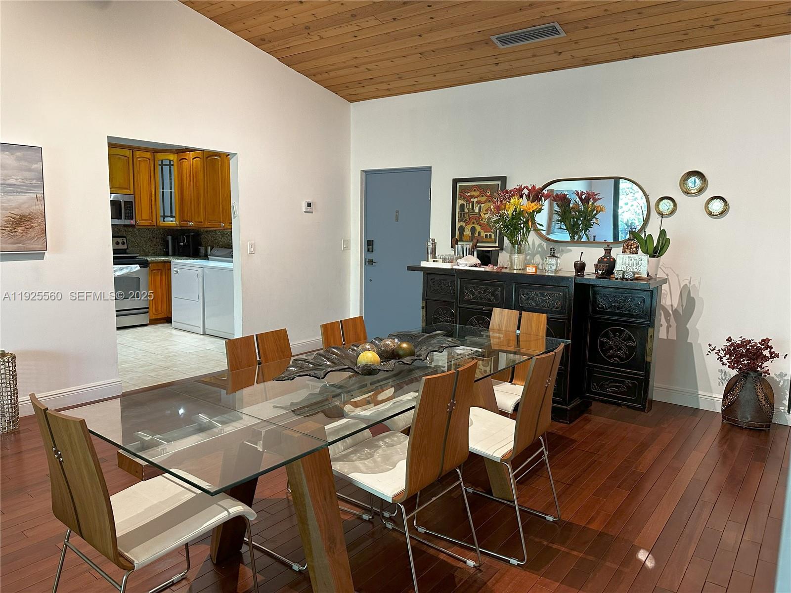 OCEAN VILLAGE CONDO - Residential Lease