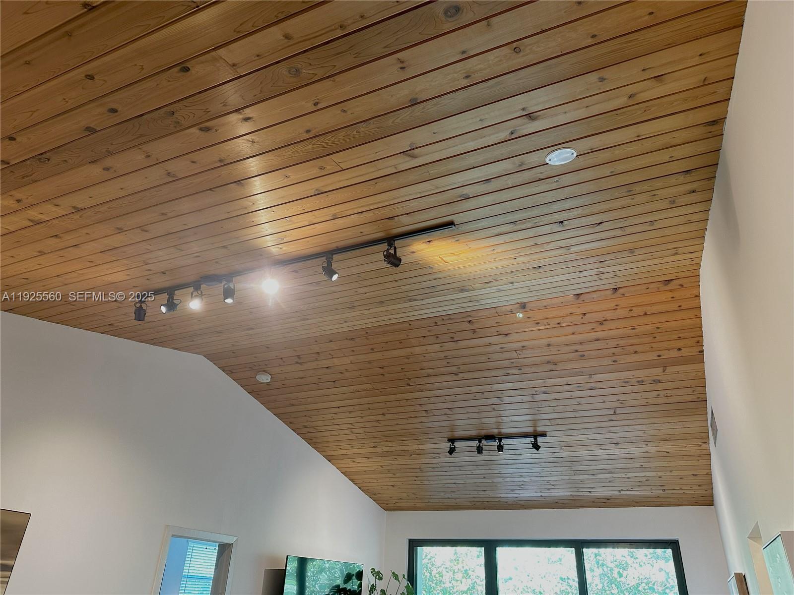 OCEAN VILLAGE CONDO - Residential Lease