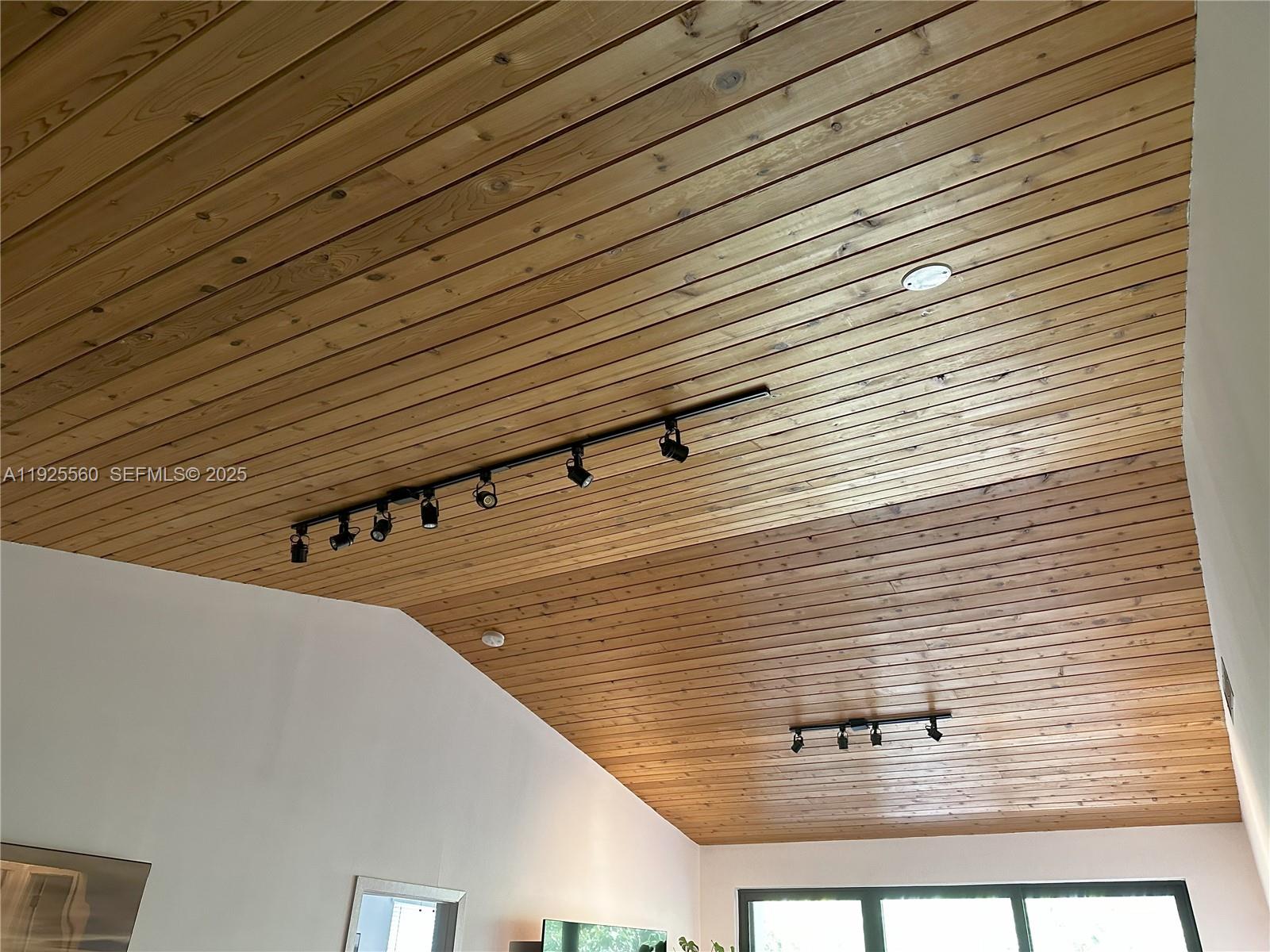 OCEAN VILLAGE CONDO - Residential Lease