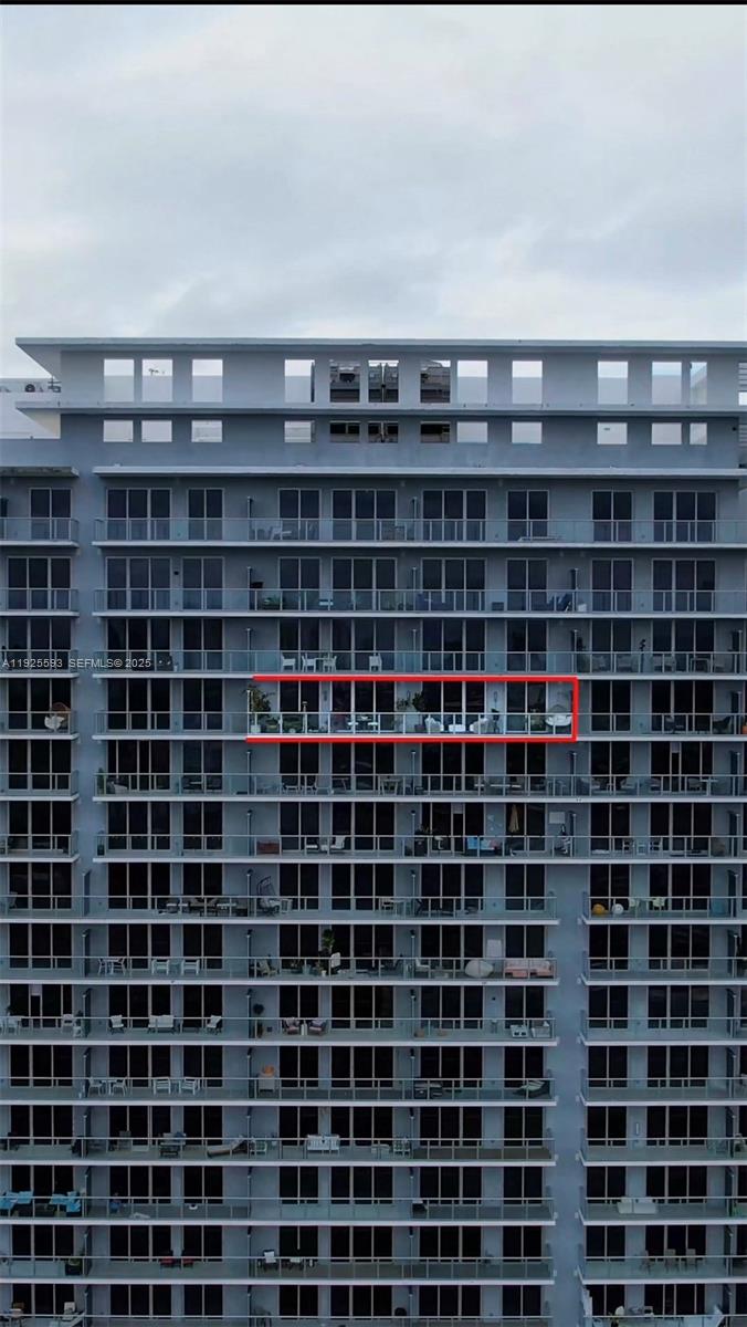 16385 Biscayne Blvd 3017-3018