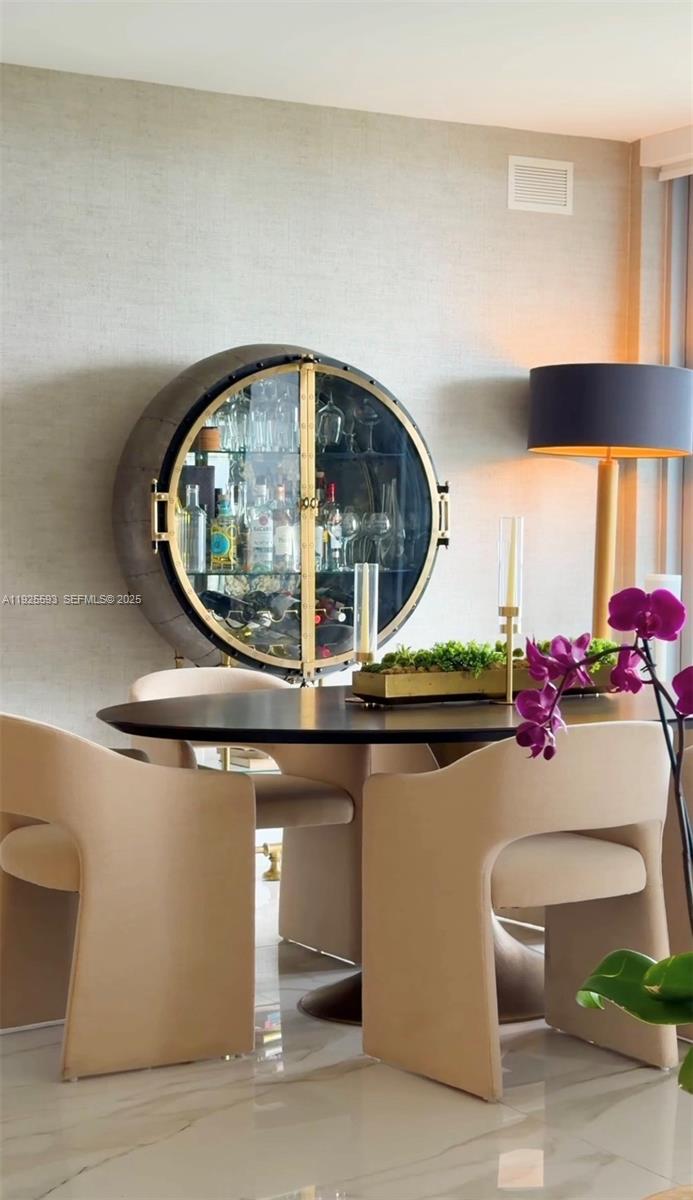 THE HARBOUR NORTH CONDO - Residential Lease