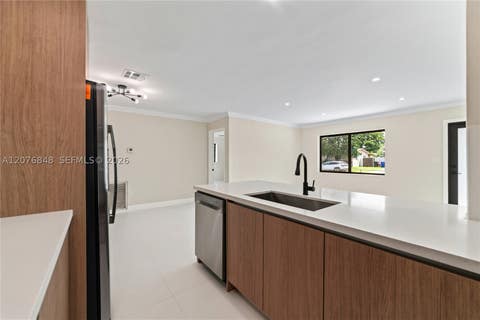 Tiny photo for 220 N 69th Ter, Hollywood, FL 33024 (MLS # A12076848)