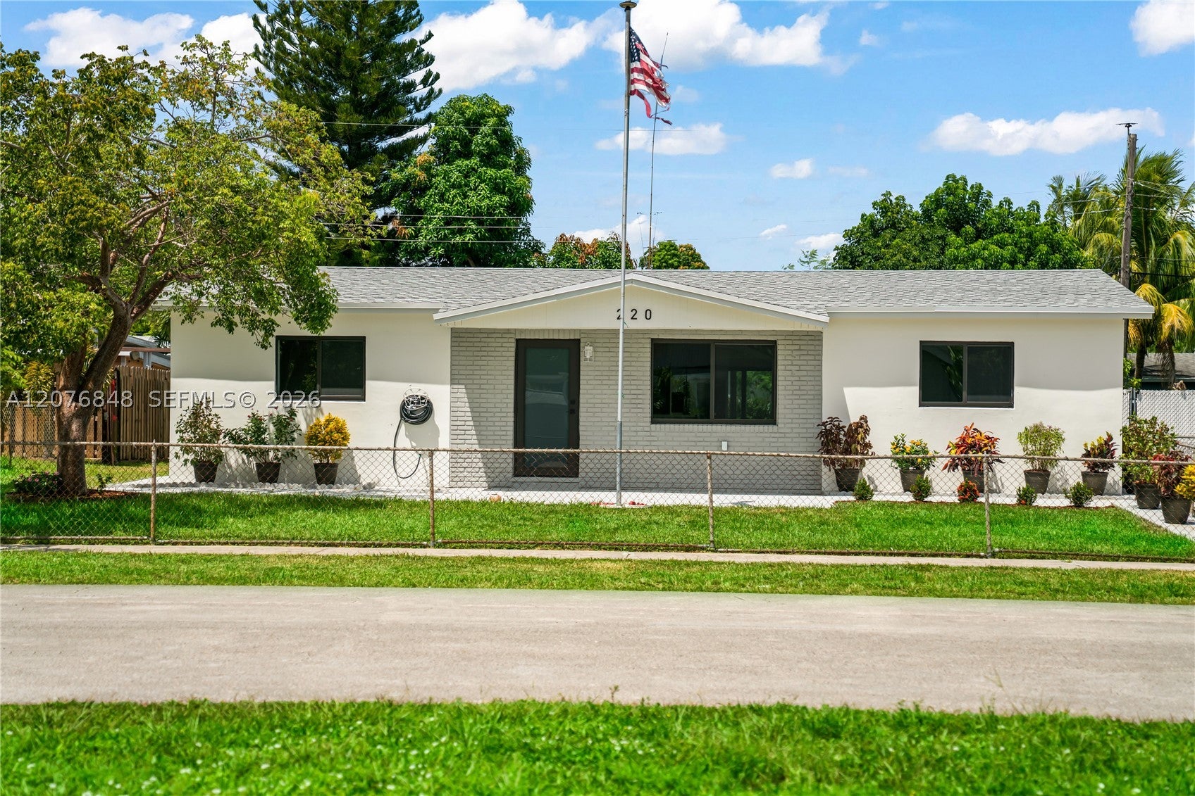 220 N 69th Ter
