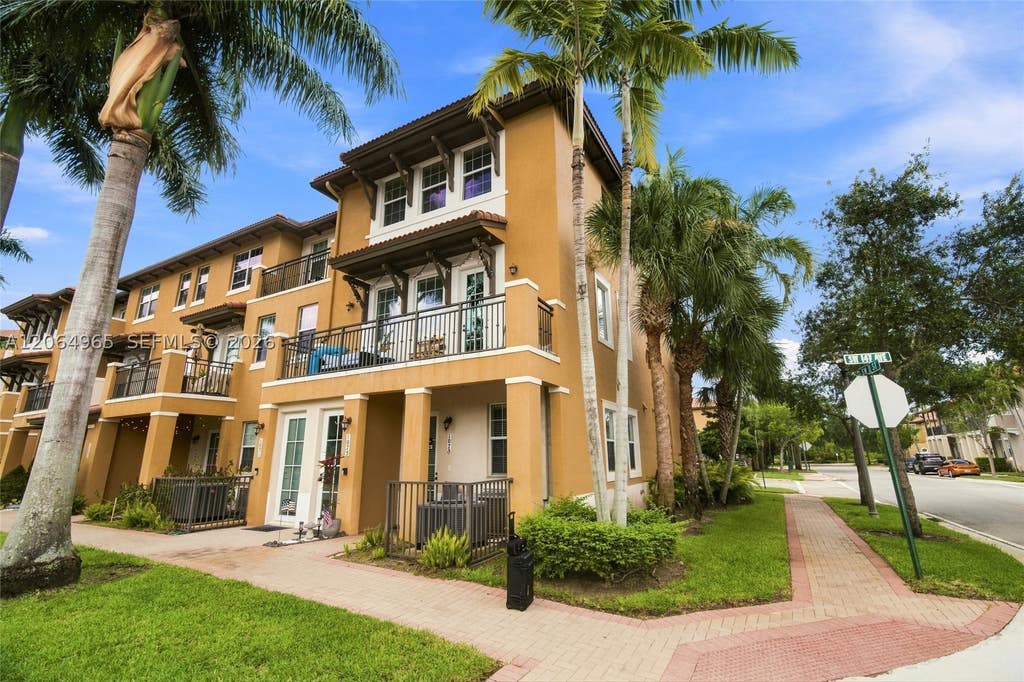 Photo of 1075 SW 147 Ave #5601, Pembroke Pines, FL 33027 (MLS # A12064965)