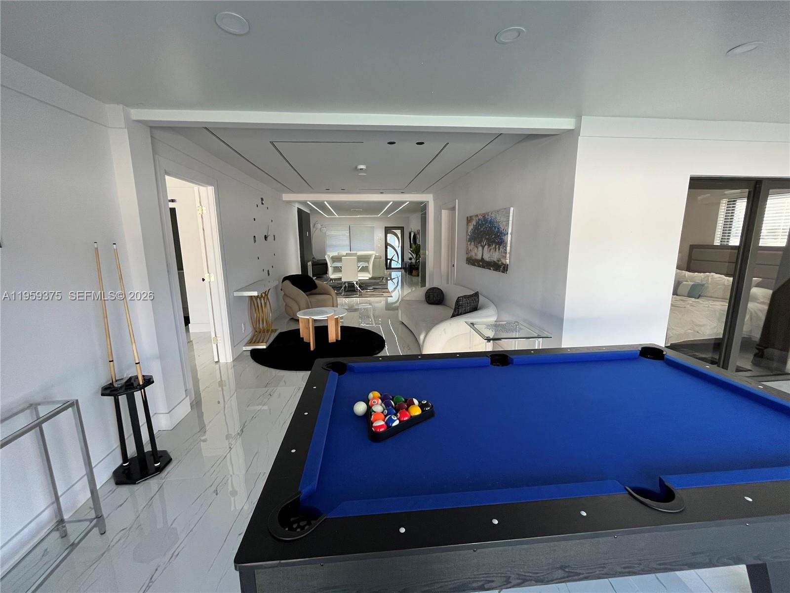 SOUTH DANIA HEIGHTS AMEN - Residential Lease