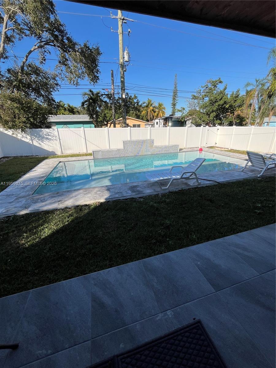 SOUTH DANIA HEIGHTS AMEN - Residential Lease