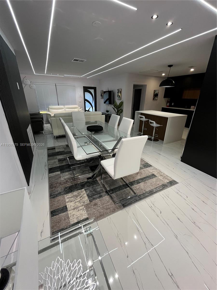 SOUTH DANIA HEIGHTS AMEN - Residential Lease