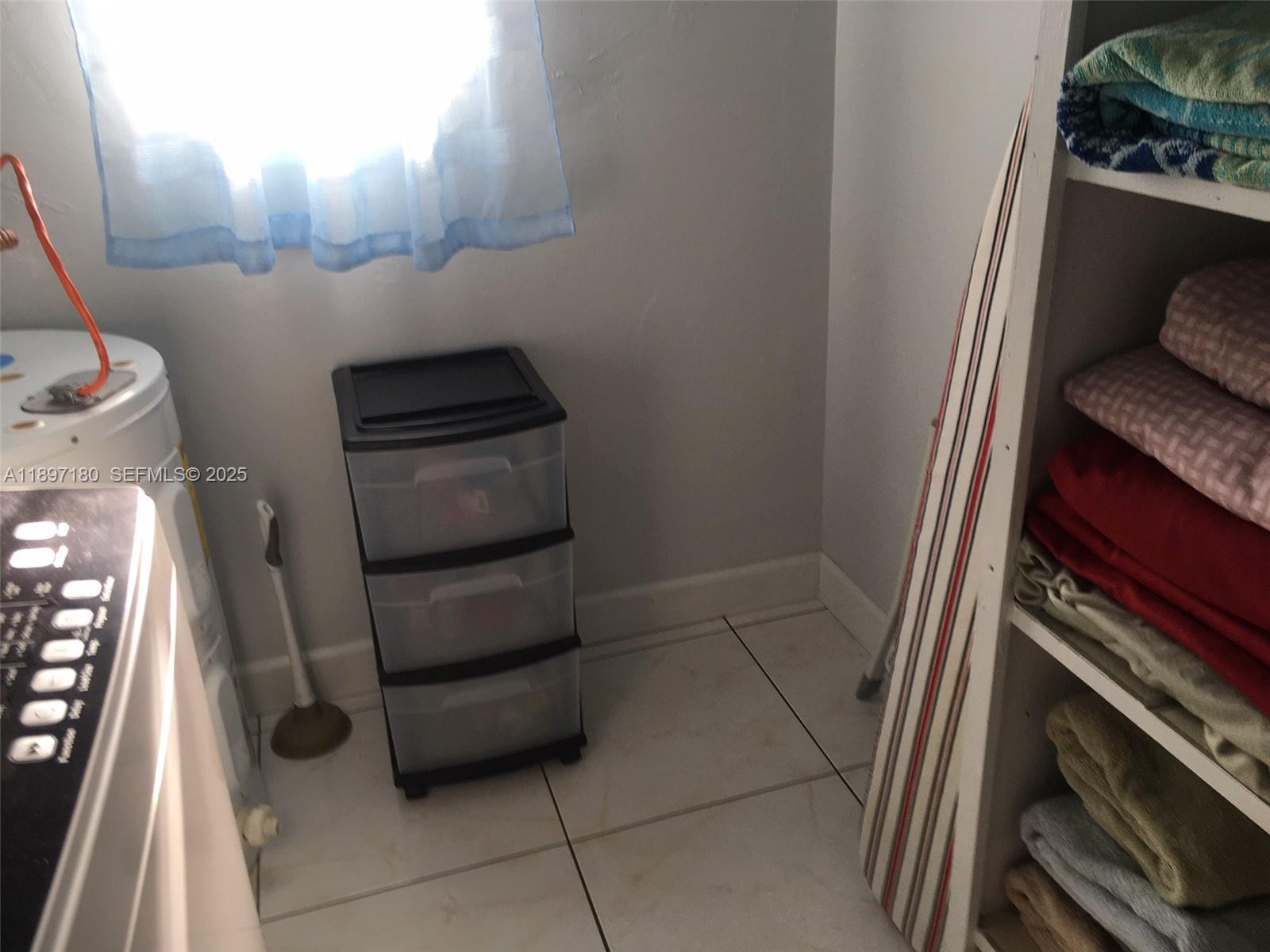 SUNSHINE VILLA CO-OP - Residential