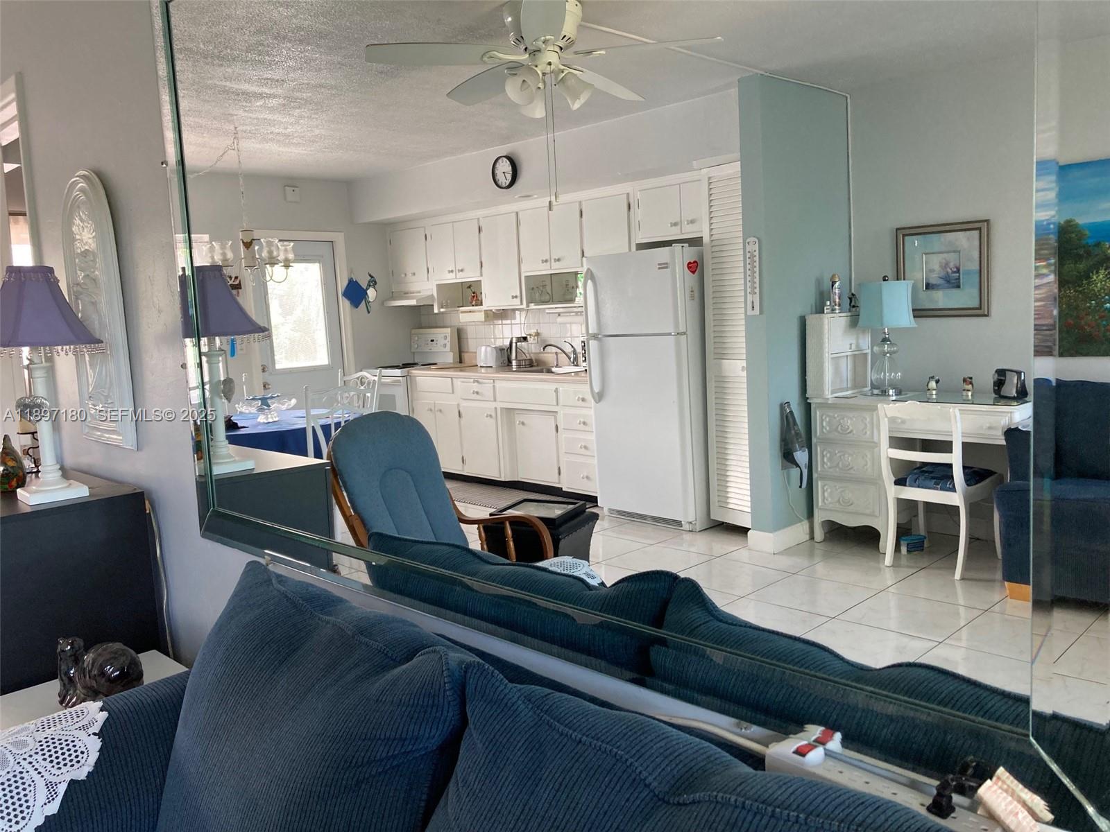 SUNSHINE VILLA CO-OP - Residential