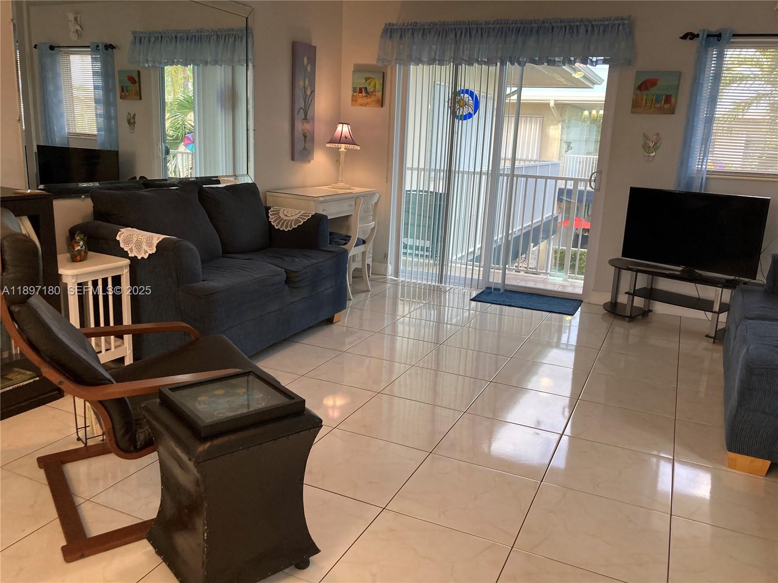 SUNSHINE VILLA CO-OP - Residential