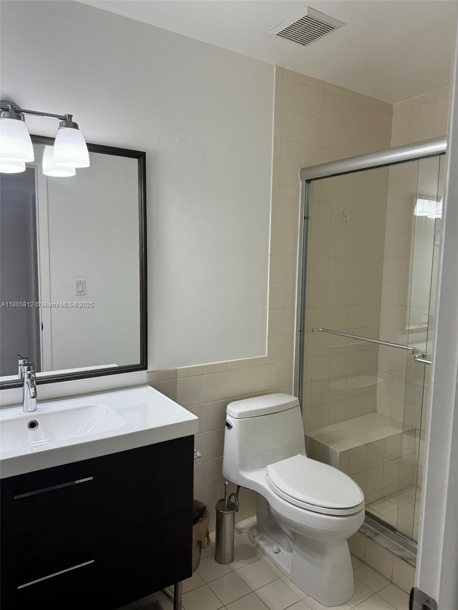 ATLANTIC ROSE CONDO - Residential
